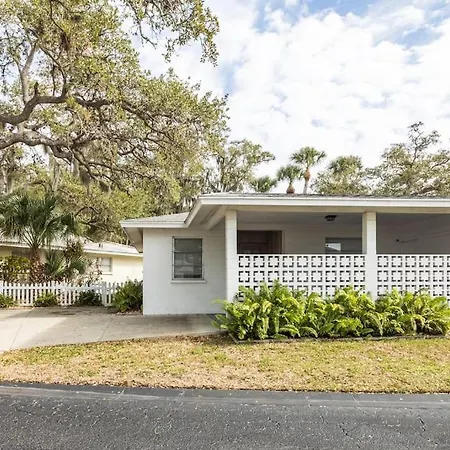 Recently Updated Cozy Siesta Key Beach Villa